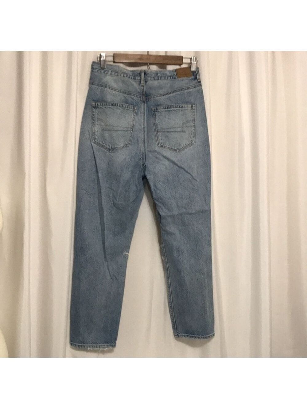 AEO HIGHEST MOM RISE RIPPED JEANS SZ 4S - Picture 2 of 12